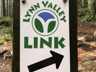 : Lynn Valley LINK: Directional signage