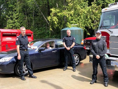 DNV firefighters receive a charitable donation